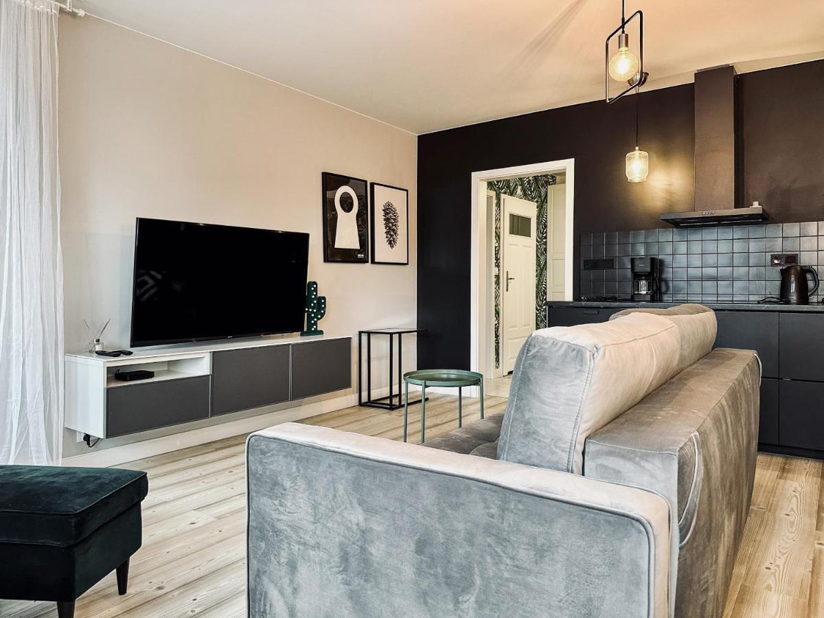 Cozy Apartment In Old Chocolate Factory Краків Екстер'єр фото